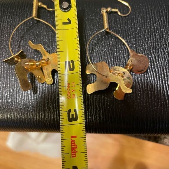 Laser Cut Gold Tone Full Body Cat Earrings Vintage Dat Butt So Cute! - Picture 9 of 12